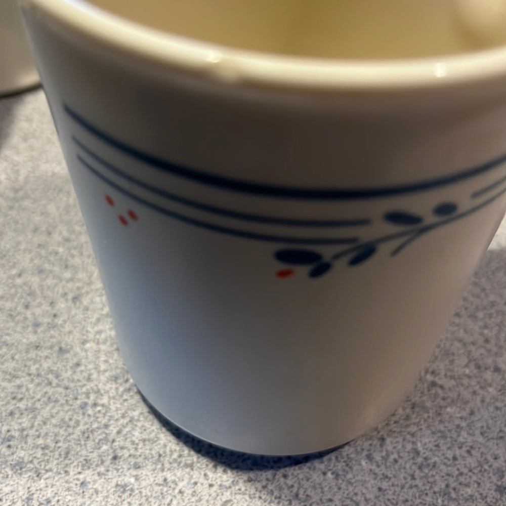 Corelle by Corning Coffee Mug. Country Violets - Picture 2 of 7